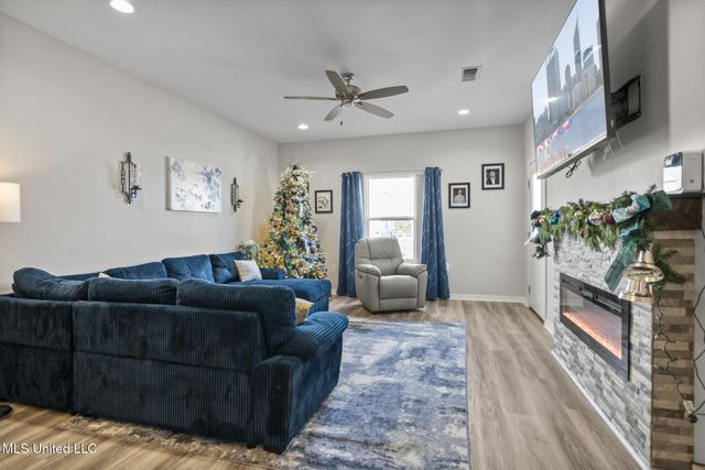 13148 Tracewood Drive, Gulfport, MS 39503