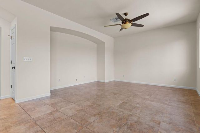 694 Devonshire Ln, Lincoln, CA 95648