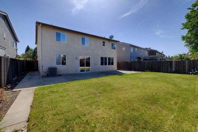 694 Devonshire Ln, Lincoln, CA 95648