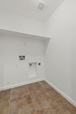 694 Devonshire Ln, Lincoln, CA 95648