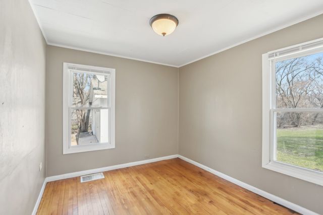 651 S Plum Grove Road, Palatine, IL 60067