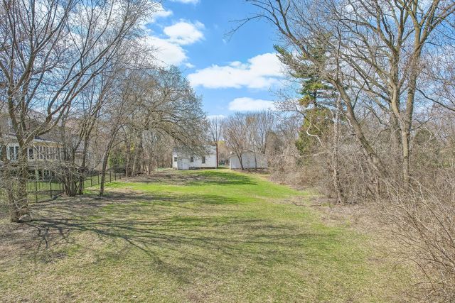 651 S Plum Grove Road, Palatine, IL 60067