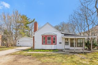 651 S Plum Grove Road, Palatine, IL 60067