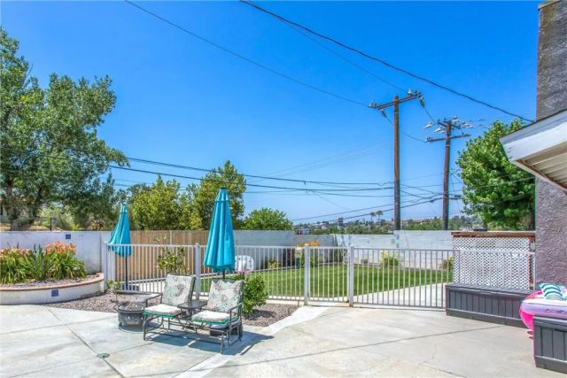 31607 Florida Street, Redlands, CA 92373