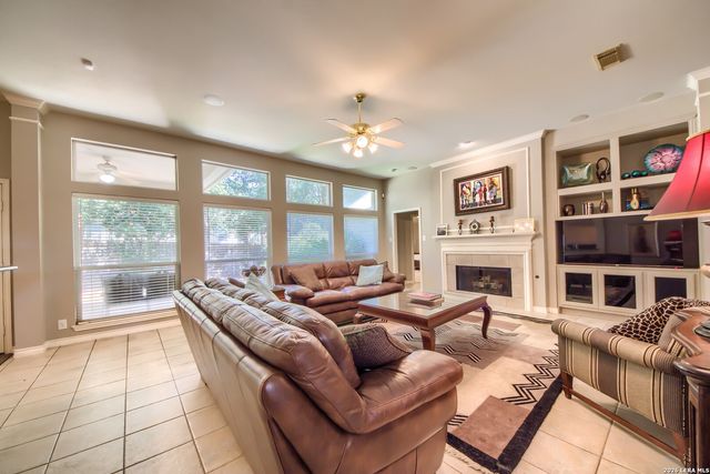 1711 Montecino, San Antonio, TX 78258