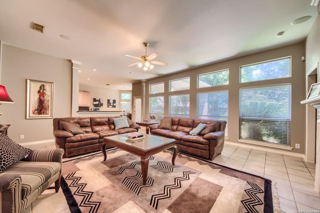 1711 Montecino, San Antonio, TX 78258