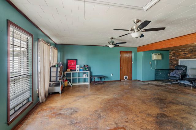 4420 Parker Rd, Addis, LA 70710