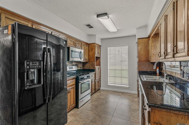 4420 Parker Rd, Addis, LA 70710