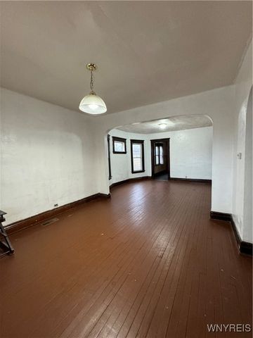 815 E Delavan Ave, Buffalo, NY 14215