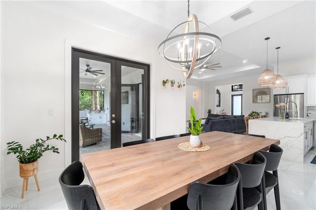 3160 Safe Harbor DR, Naples, FL 34117