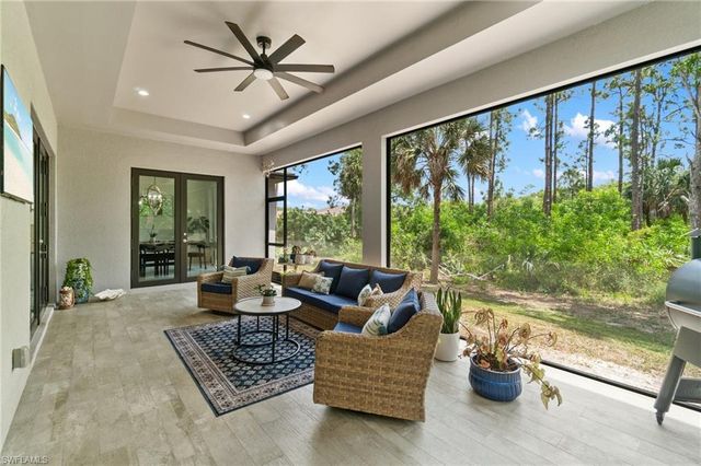 3160 Safe Harbor DR, Naples, FL 34117