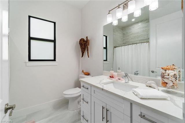 3160 Safe Harbor DR, Naples, FL 34117