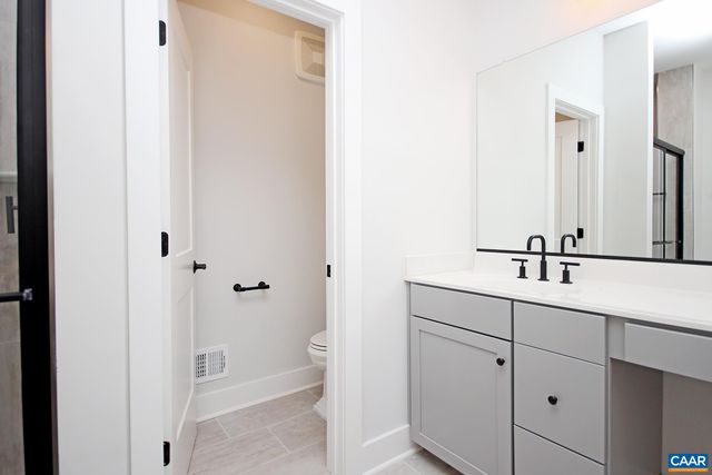 806 Wesley Ln Unit B, Charlottesville, VA 22911