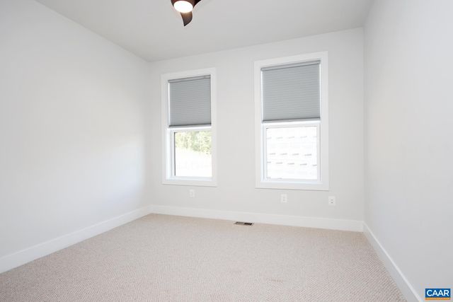 806 Wesley Ln Unit B, Charlottesville, VA 22911