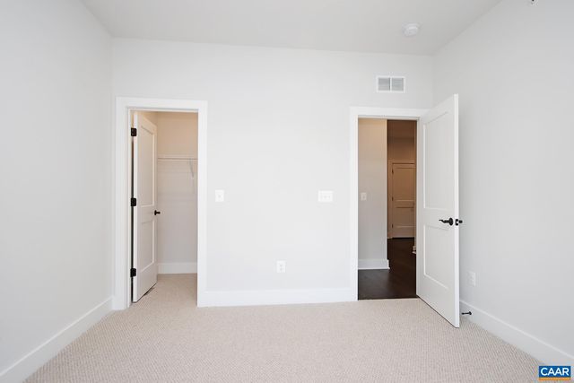 806 Wesley Ln Unit B, Charlottesville, VA 22911