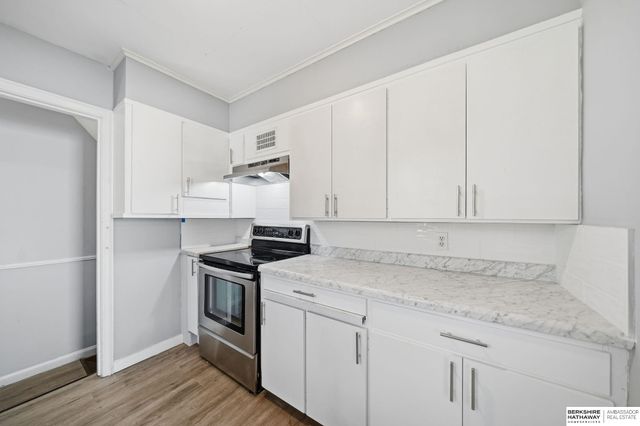 724 S 44 Street, Lincoln, NE 68510