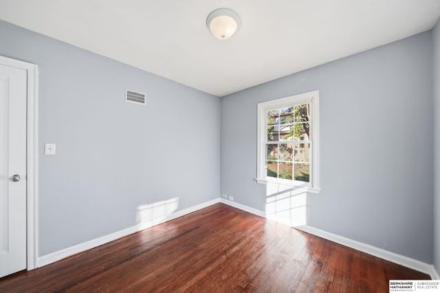 724 S 44 Street, Lincoln, NE 68510