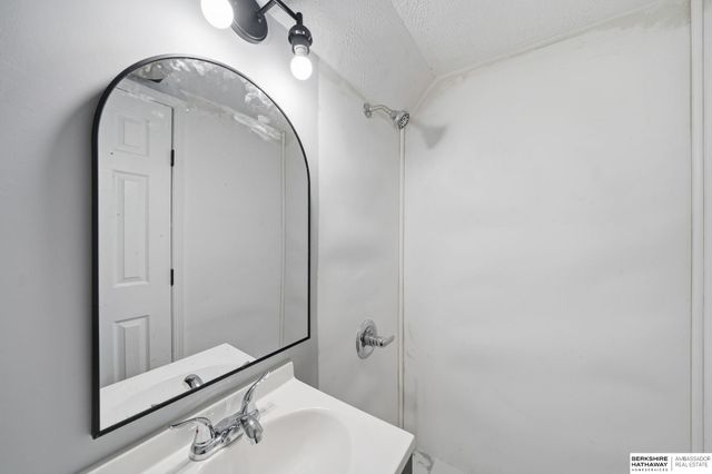 724 S 44 Street, Lincoln, NE 68510