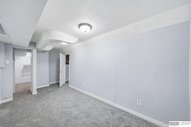 724 S 44 Street, Lincoln, NE 68510