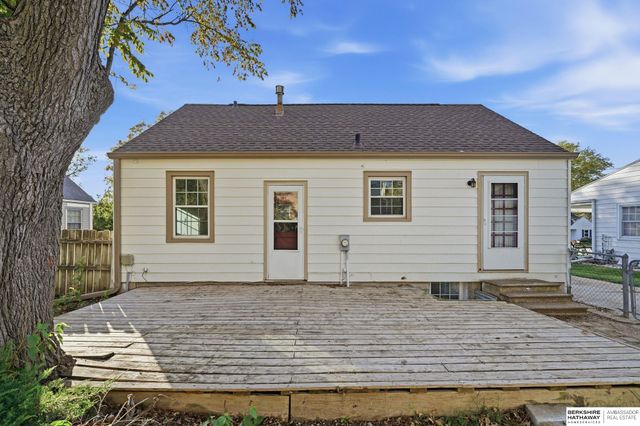 724 S 44 Street, Lincoln, NE 68510