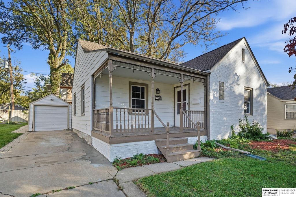 724 S 44 Street, Lincoln, NE 68510
