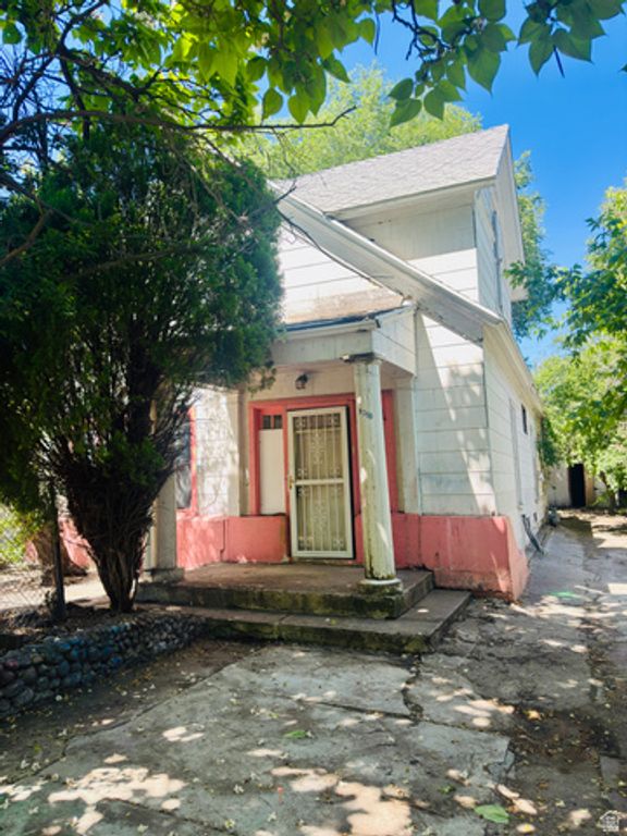 2911 LINCOLN AVE, Ogden, UT 84401