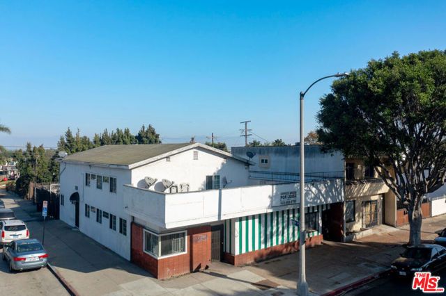 2927 W Florence Avenue, Los Angeles, CA 90043