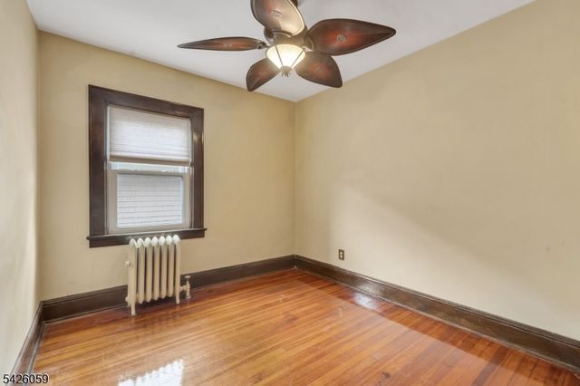 429 Palisade Ave, Cliffside Park Boro, NJ 07010