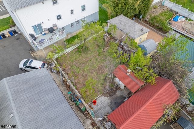 429 Palisade Ave, Cliffside Park Boro, NJ 07010