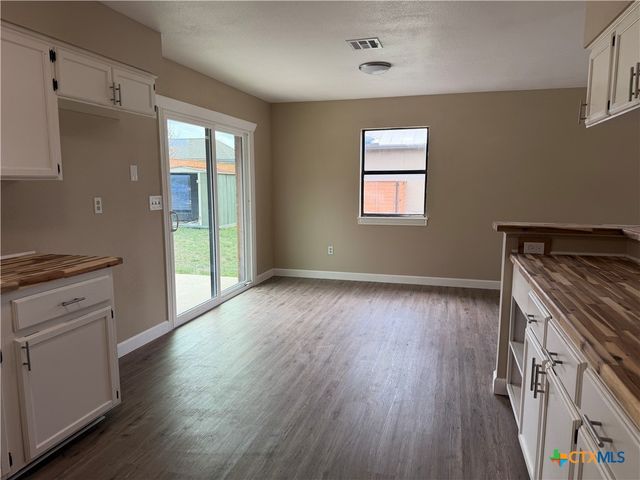 1616 Lonesome, Canyon Lake, TX 78133