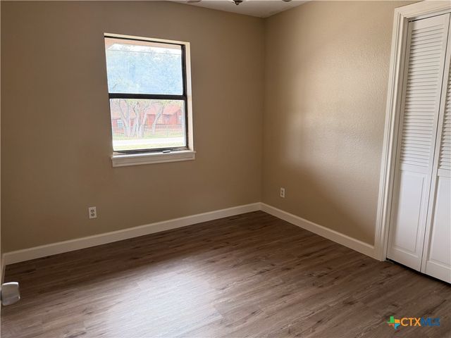 1616 Lonesome, Canyon Lake, TX 78133