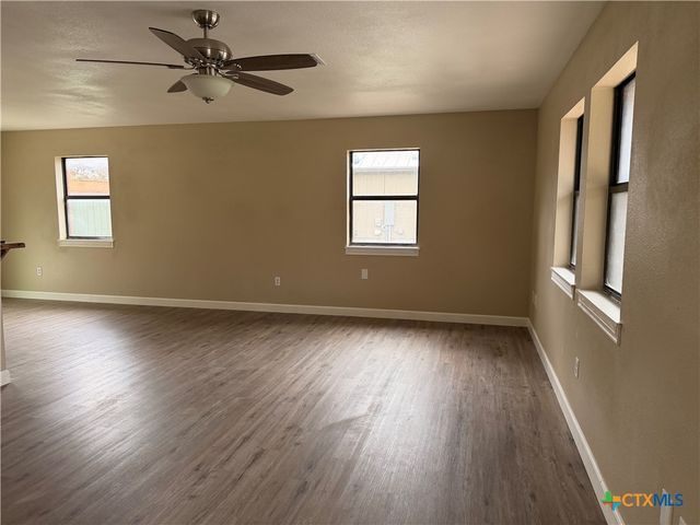 1616 Lonesome, Canyon Lake, TX 78133