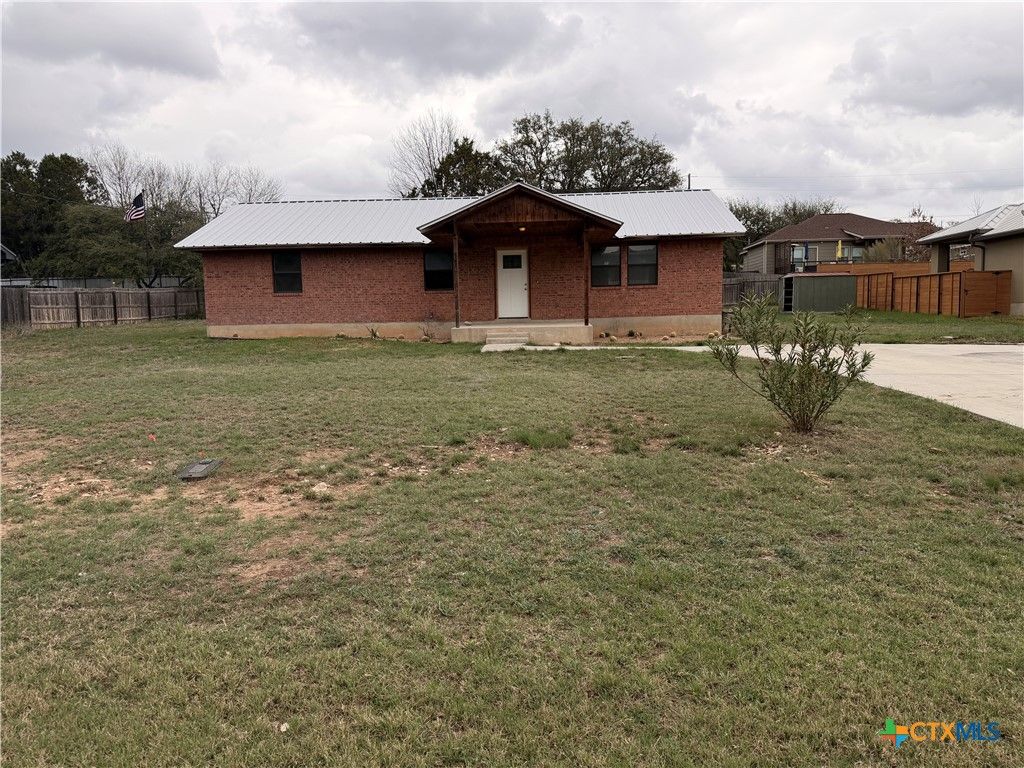 1616 Lonesome, Canyon Lake, TX 78133