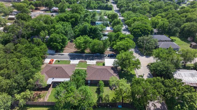 601-603 Clay Street, Glen Rose, TX 76043