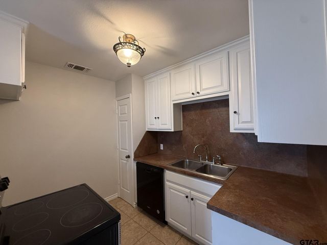 1319 Idel, Tyler, TX 75701