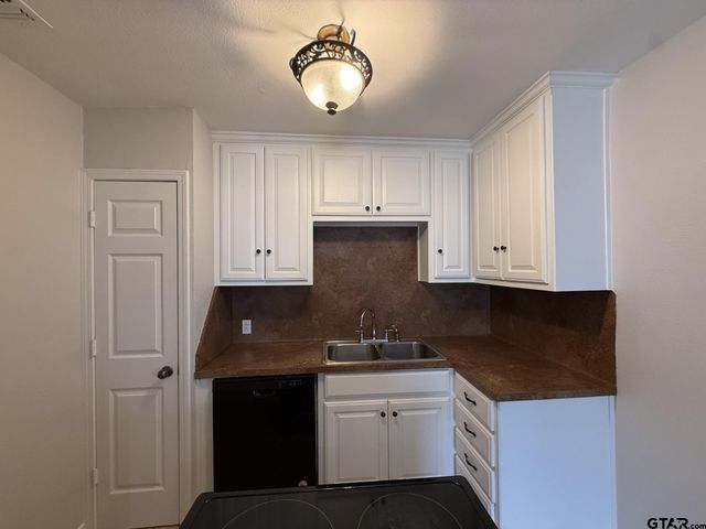 1319 Idel, Tyler, TX 75701