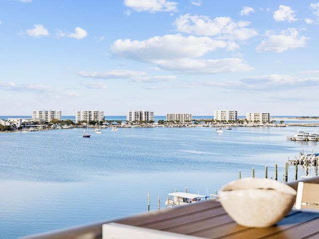 508 Harbor Boulevard 401, Destin, FL 32541
