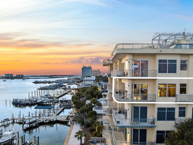 508 Harbor Boulevard 401, Destin, FL 32541