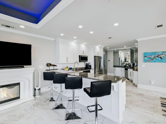 508 Harbor Boulevard 401, Destin, FL 32541