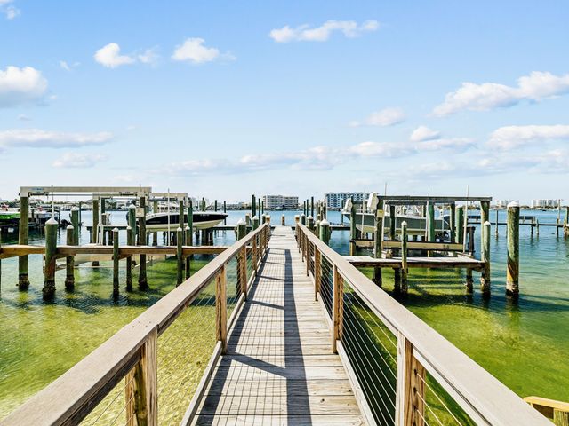 508 Harbor Boulevard 401, Destin, FL 32541