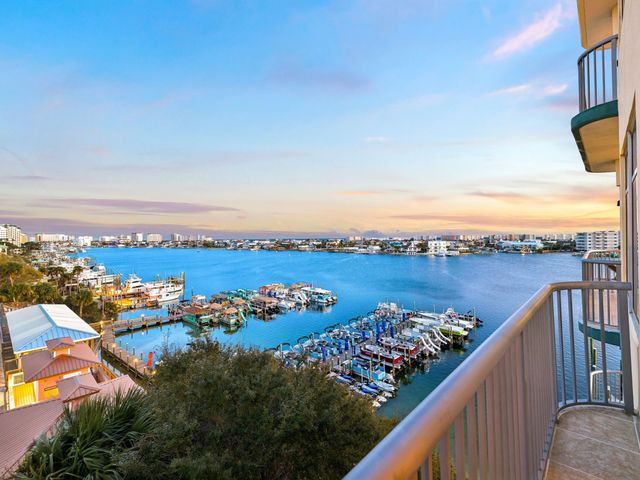 508 Harbor Boulevard 401, Destin, FL 32541