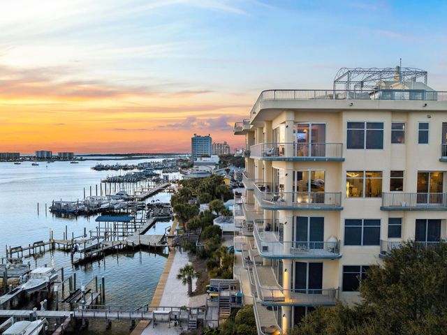 508 Harbor Boulevard 401, Destin, FL 32541