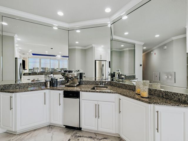 508 Harbor Boulevard 401, Destin, FL 32541