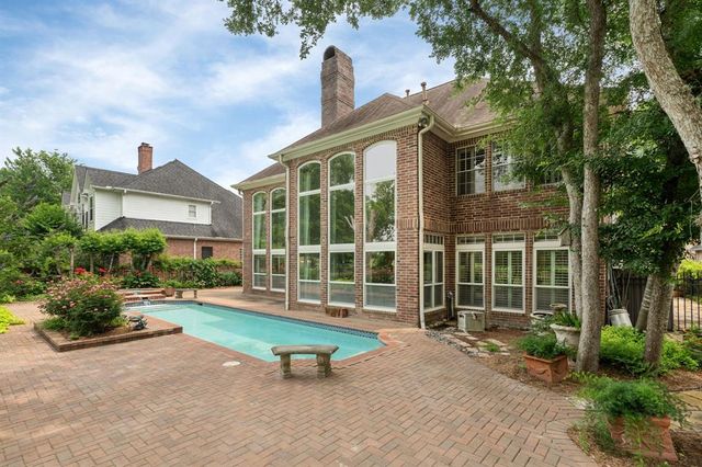 7403 Timberlake Drive, Sugar Land, TX 77479