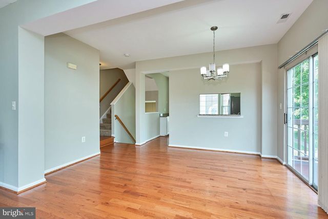 4100 FOUNTAINSIDE LN, Fairfax, VA 22030