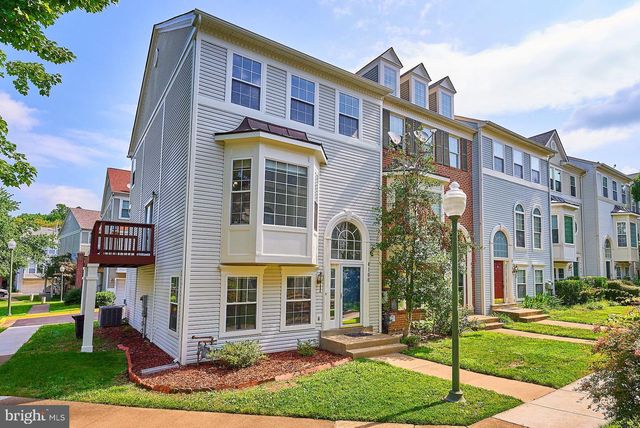 4100 FOUNTAINSIDE LN, Fairfax, VA 22030