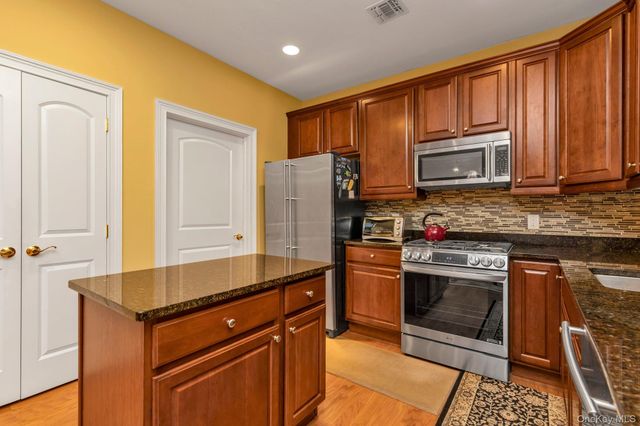 348 Trotting Lane, Westbury, NY 11590