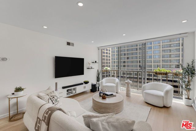 10747 Wilshire Boulevard 902, Los Angeles, CA 90024
