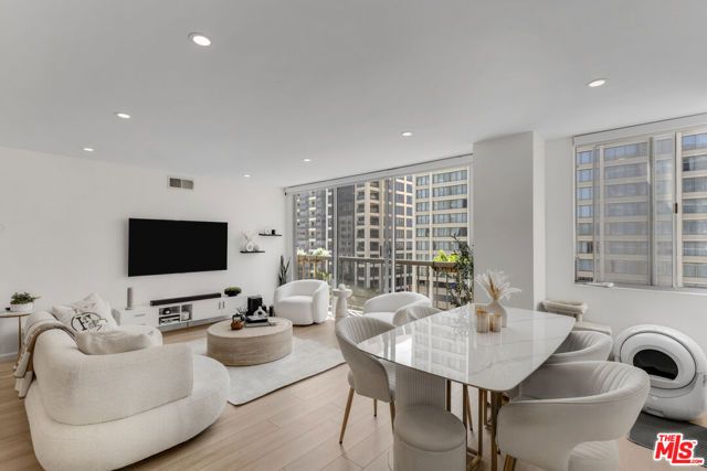 10747 Wilshire Boulevard 902, Los Angeles, CA 90024