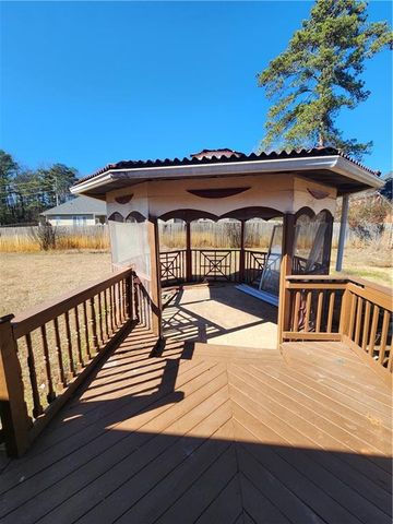 3258 Old Salem SE Road, Conyers, GA 30013